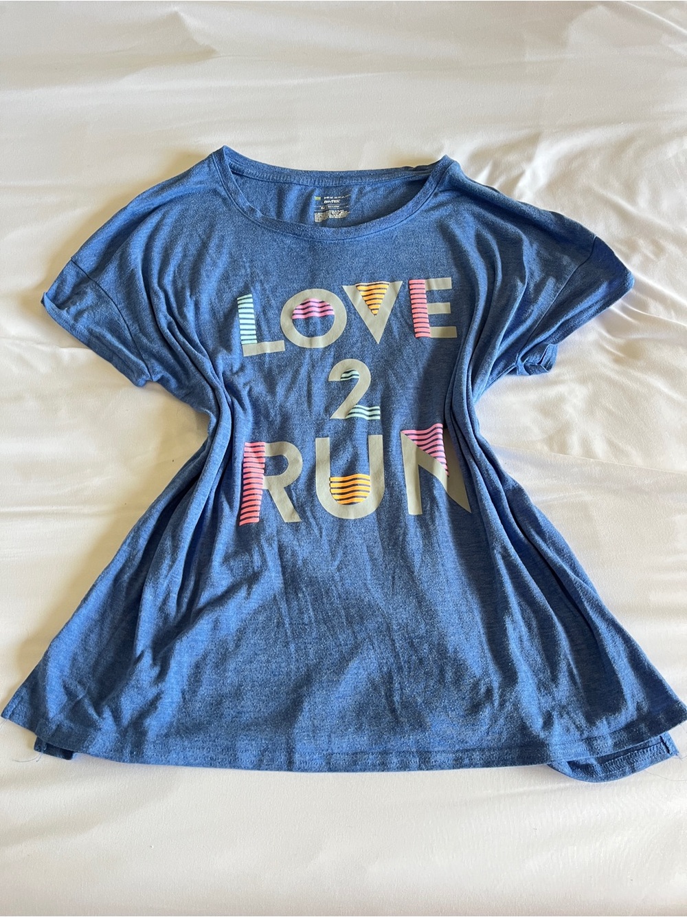 Tek Gear Blue "LOVE 2 RUN" Short Sleeve Graphic Tee Size PM
